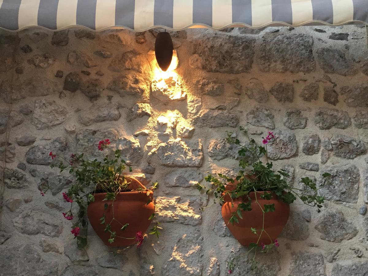 ชิเชกลี โคนัก Hotel Antakya ภายนอก รูปภาพ