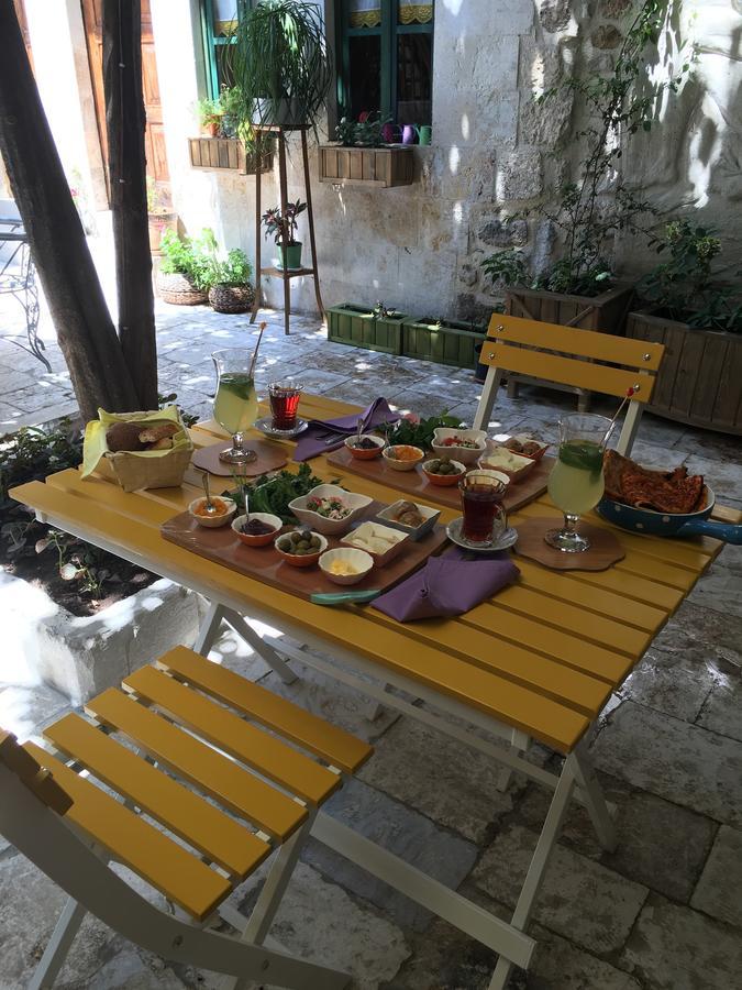 ชิเชกลี โคนัก Hotel Antakya ภายนอก รูปภาพ
