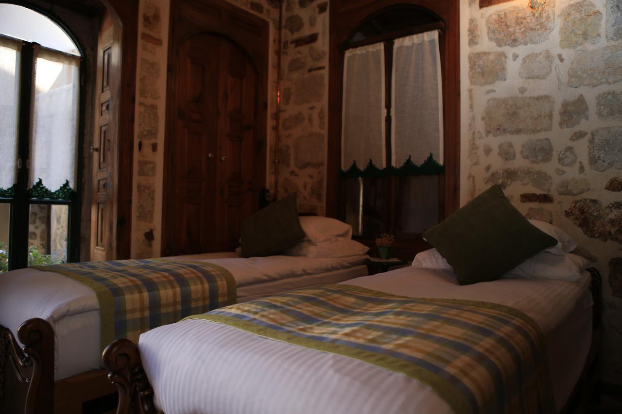 ชิเชกลี โคนัก Hotel Antakya ภายนอก รูปภาพ
