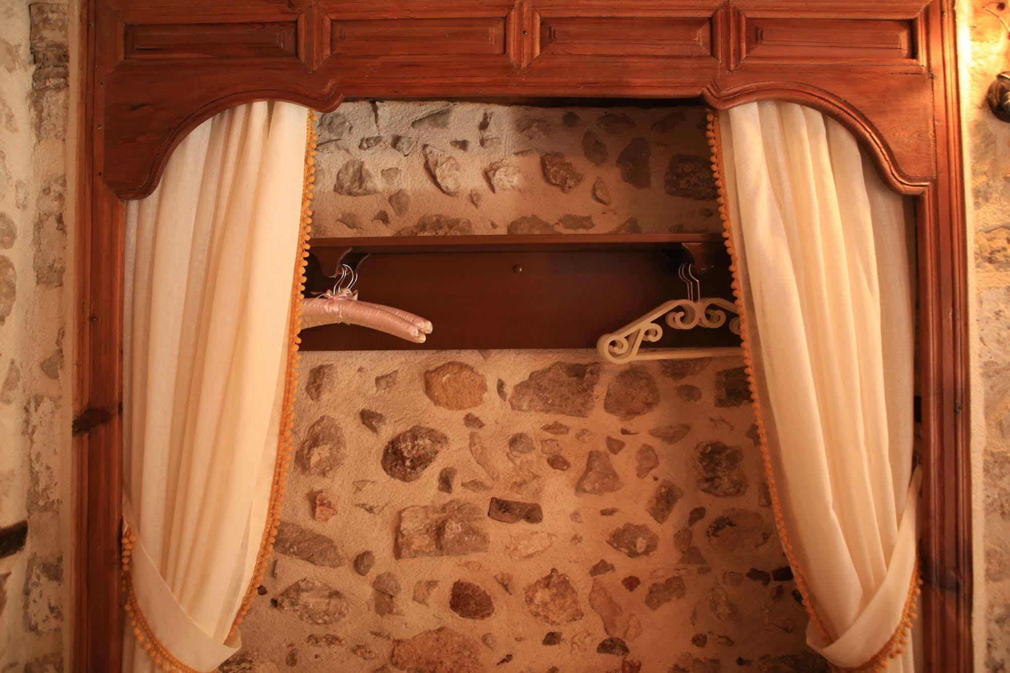 ชิเชกลี โคนัก Hotel Antakya ภายนอก รูปภาพ